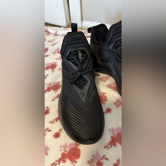 Nike Lebron Soldier - Picture 3 of 3